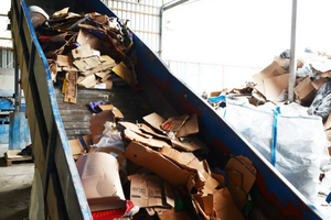 Read more about the article Atık Taşımanın Önemi ve Lojistikte Rolü